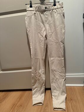 Cream Slim Straight Jeggings